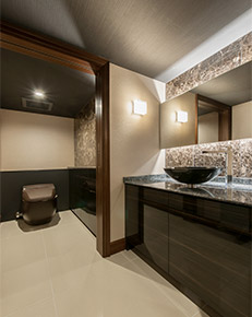 マンションのトイレをエレガントからモダンに